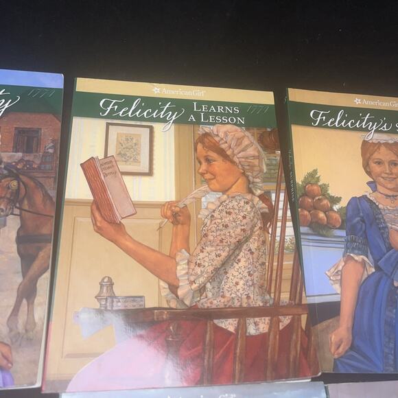 American Girl Felicity 6 books 2000 Publications Very Good Condition - Picture 4 of 10